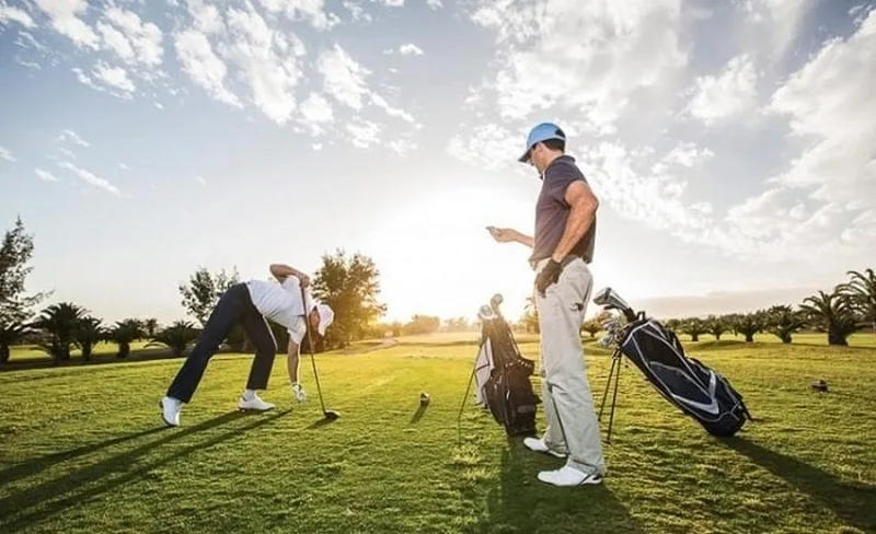 cach choi golf