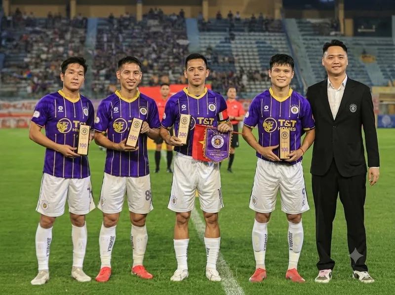 Hà Nội FC từng sở hữu nhiều cầu thủ tài năng góp phần tạo nên thành công của đội bóng